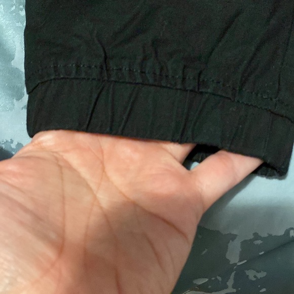 GAP KIDS Cotton Khaki Joggers in Black, Unisex, NWOT - Picture 5 of 8